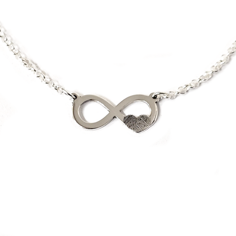 zilveren infinity ketting met vingerafdruk in hart